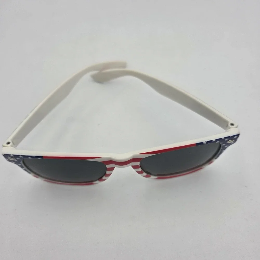 American Flag Sunglasses Patriotic Star USA Flag White Frame Plastic Black Tint